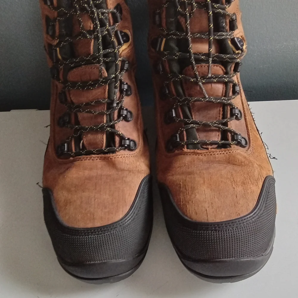 Duluth Trading Co Mens Mid Hiking Boots Waterproof Vibram Brown Leather Hard Toe